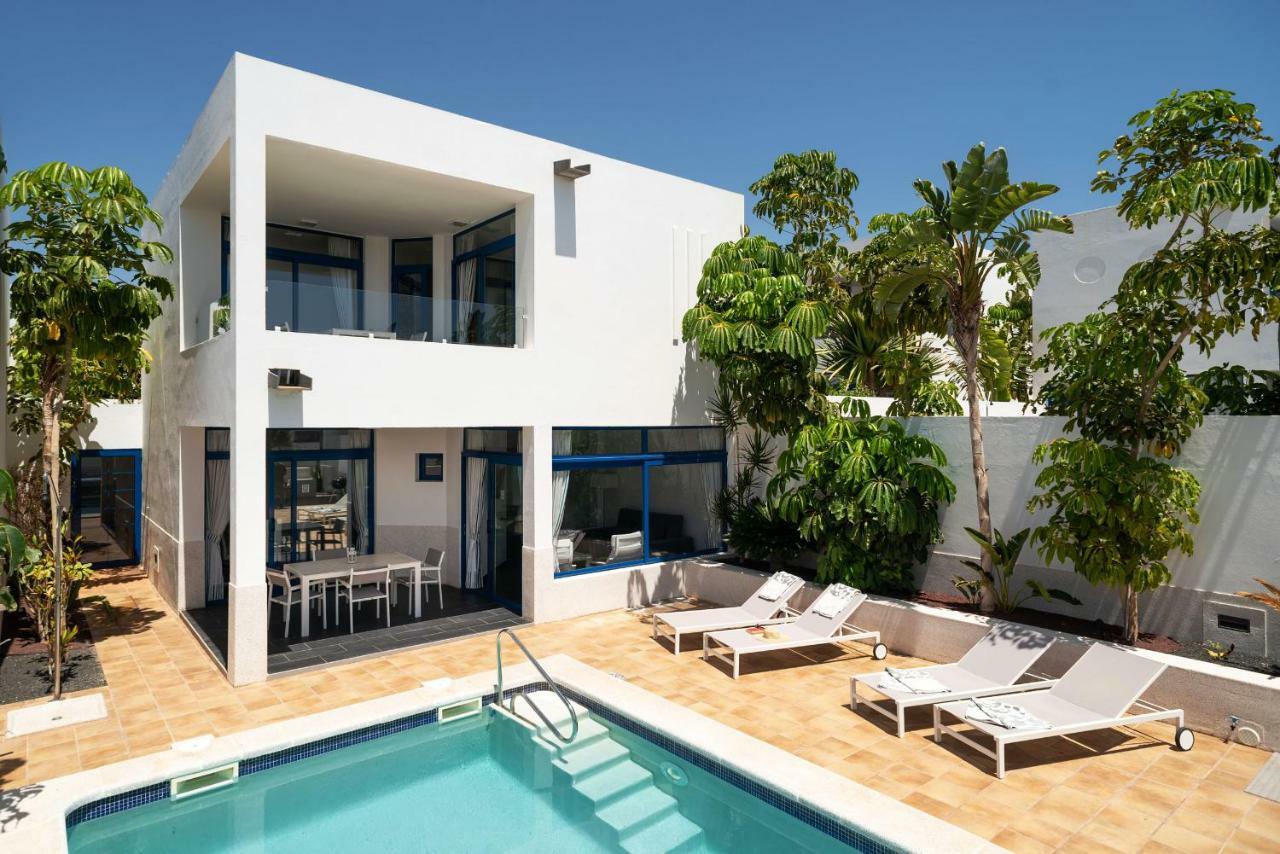 Villas De La Marina Playa Blanca  Exterior photo